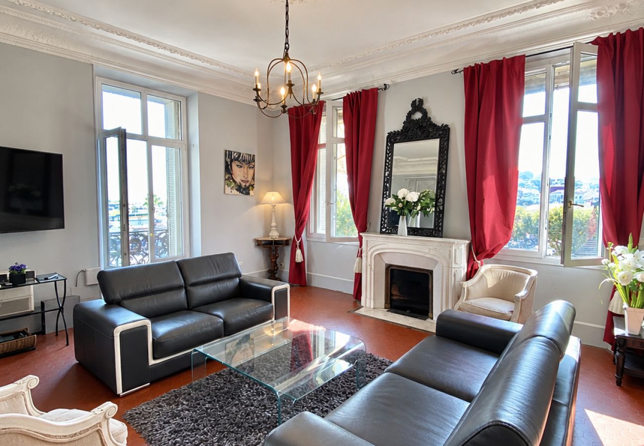 Apartment in Cannes - GAZ5213 / Incomparable 4 pièces Port