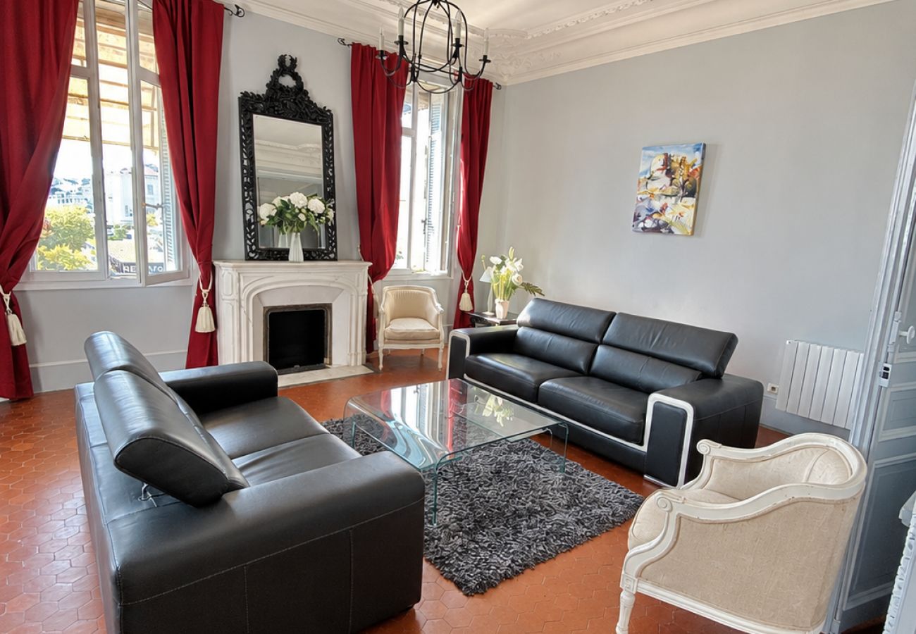 Apartment in Cannes - GAZ5213 / Incomparable 4 pièces Port