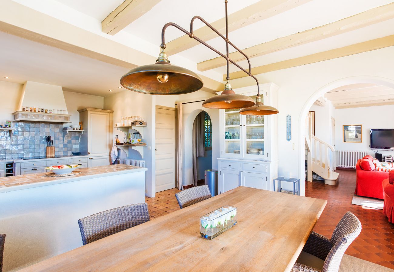 Villa in Roquefort-les-Pins - Villa Les Feuillets  VI4250 by Riviera Holiday Hom