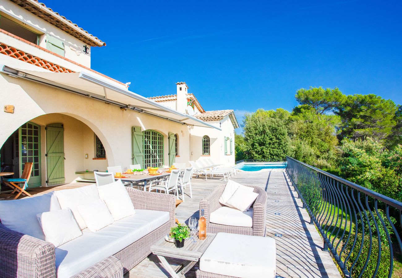 Villa in Roquefort-les-Pins - Villa Les Feuillets  VI4250 by Riviera Holiday Hom