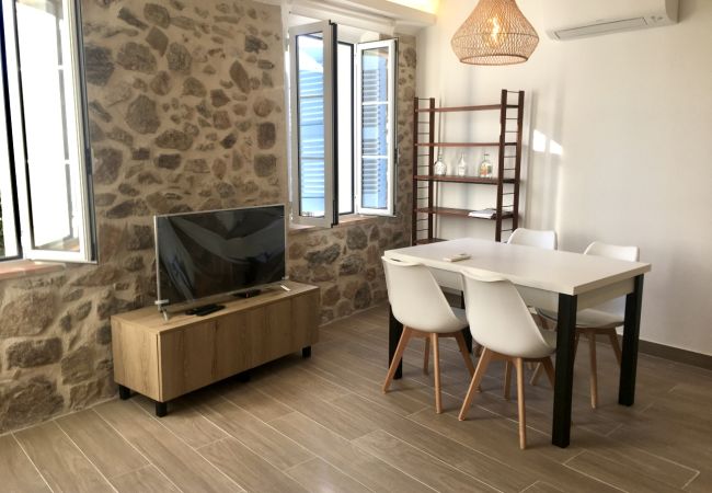 Apartment in Cannes - Suquet 3 pièces  /MAS1414