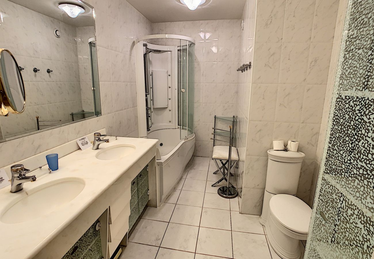 Apartment in Cannes - SCI537 / Magnifique apt situé au Gray d'Albion