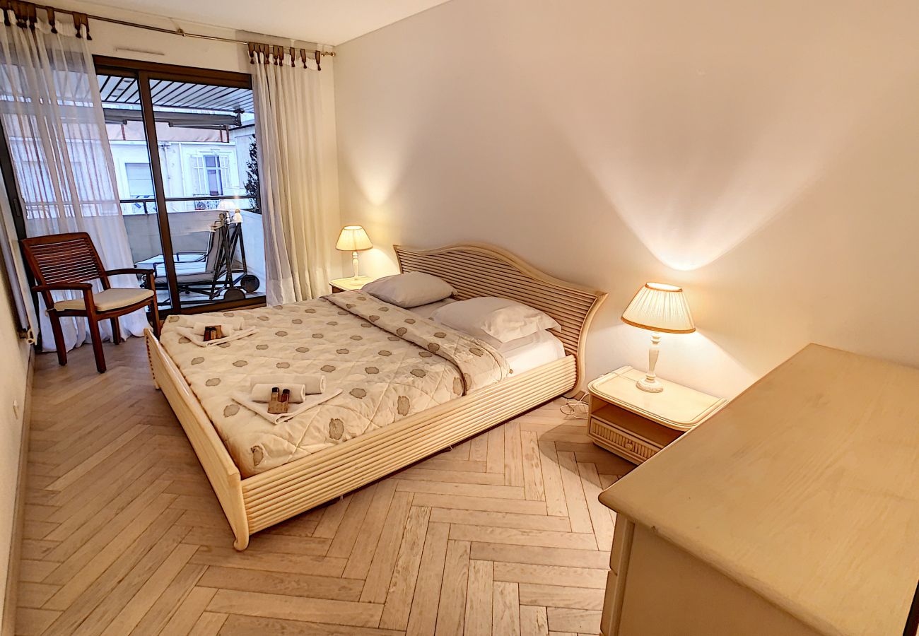 Apartment in Cannes - SCI537 / Magnifique apt situé au Gray d'Albion
