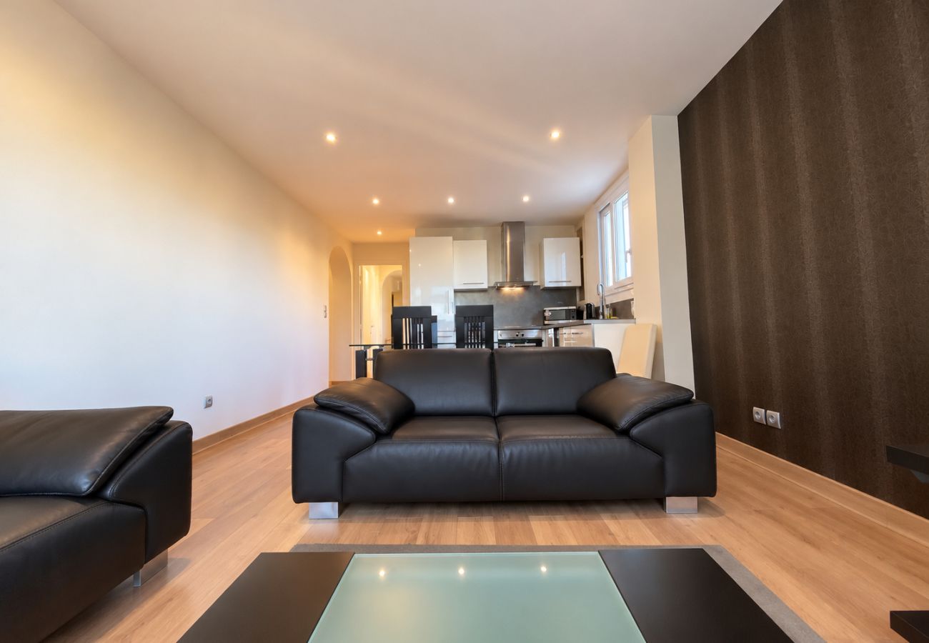 Apartment in Cannes - MES1112 Appartement immeuble sur Croisette
