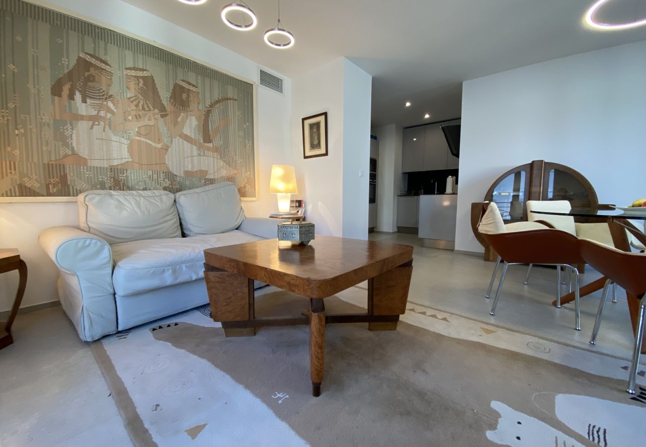 Apartment in Cannes - ANT1308 Central Plages Palais 4 rooms