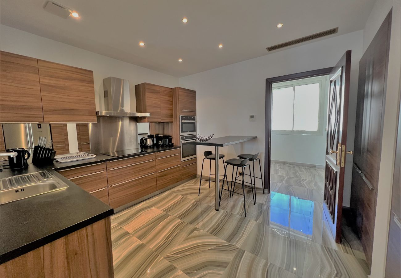 Apartment in Cannes - FON3 / Exceptionnel 5 pièces vue mer