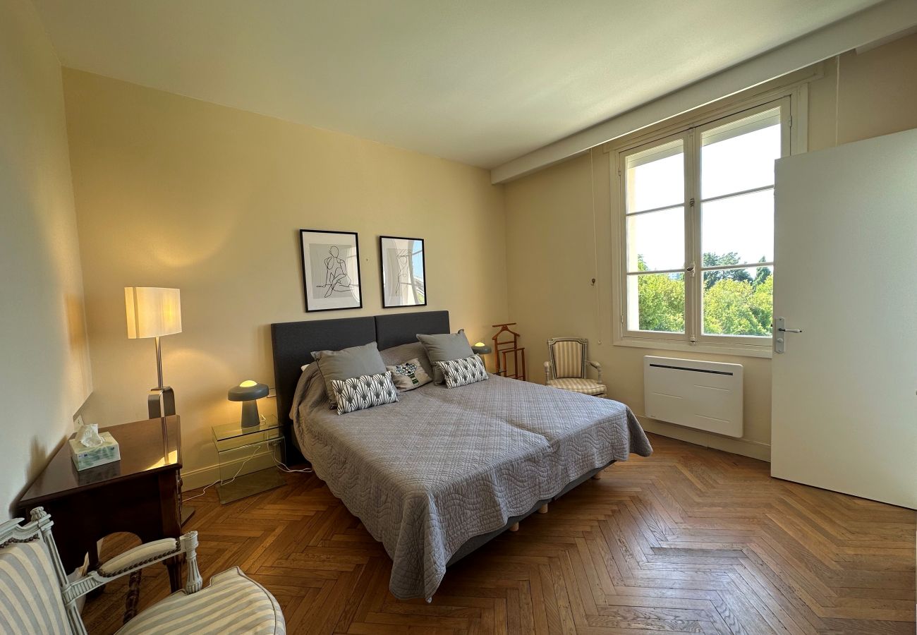 rental villa Côte d'Azur bedrooms with double beds