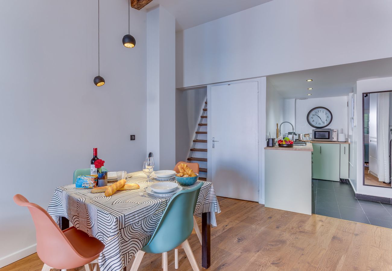 Apartment in Nice - LA TREILLE  AP4334 By Riviera Holiday Homes