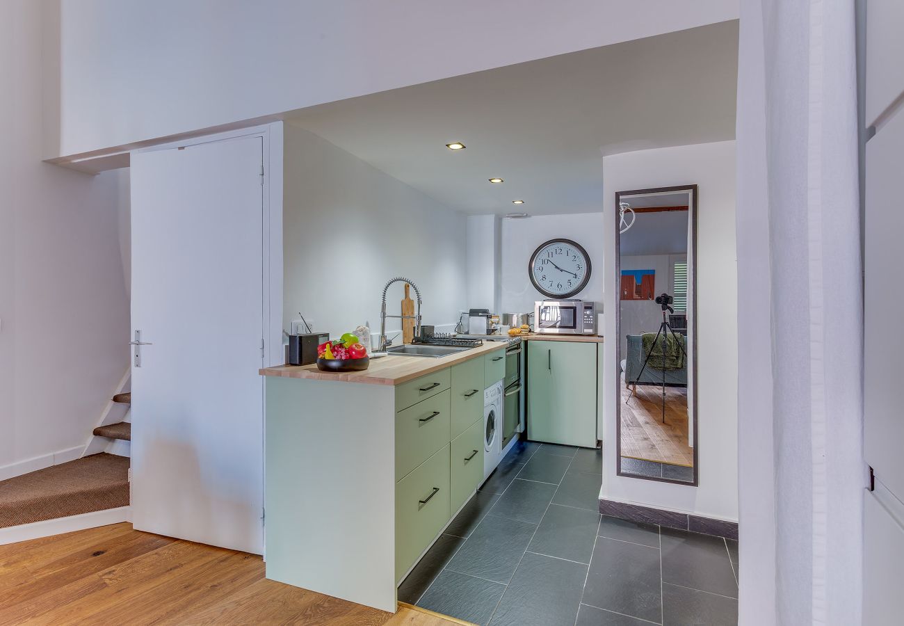 Apartment in Nice - LA TREILLE  AP4334 By Riviera Holiday Homes