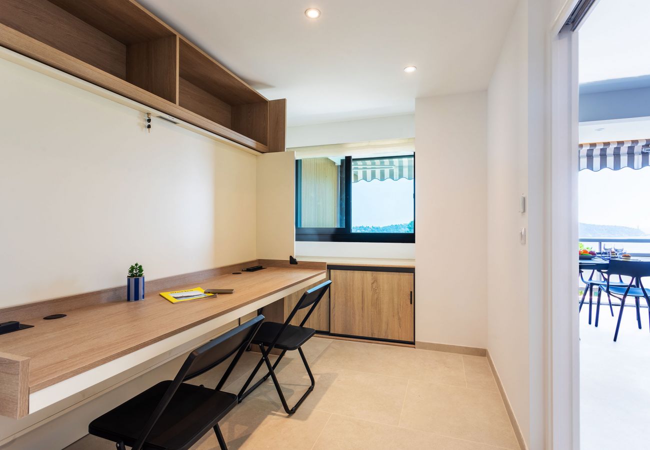 Apartment in Villefranche-sur-Mer - Agrianthe Palmiers AP4380 By Riviera Holiday Homes