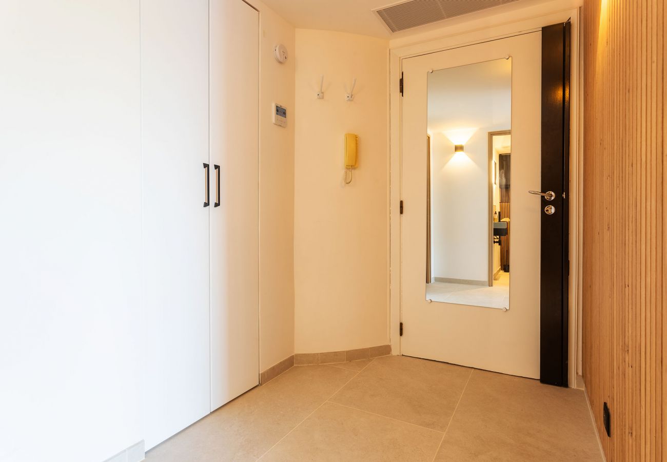 Apartment in Villefranche-sur-Mer - Agrianthe Palmiers AP4380 By Riviera Holiday Homes