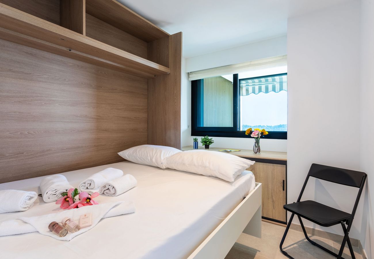 Apartment in Villefranche-sur-Mer - Agrianthe Palmiers AP4380 By Riviera Holiday Homes