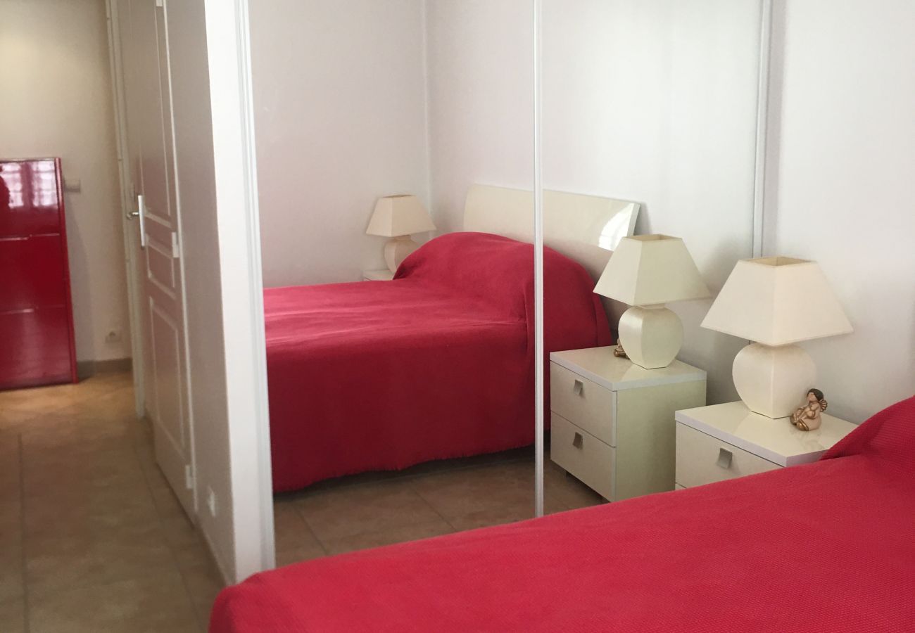 Apartment in Cannes - GIA347 / Superbe appartement proche du centre