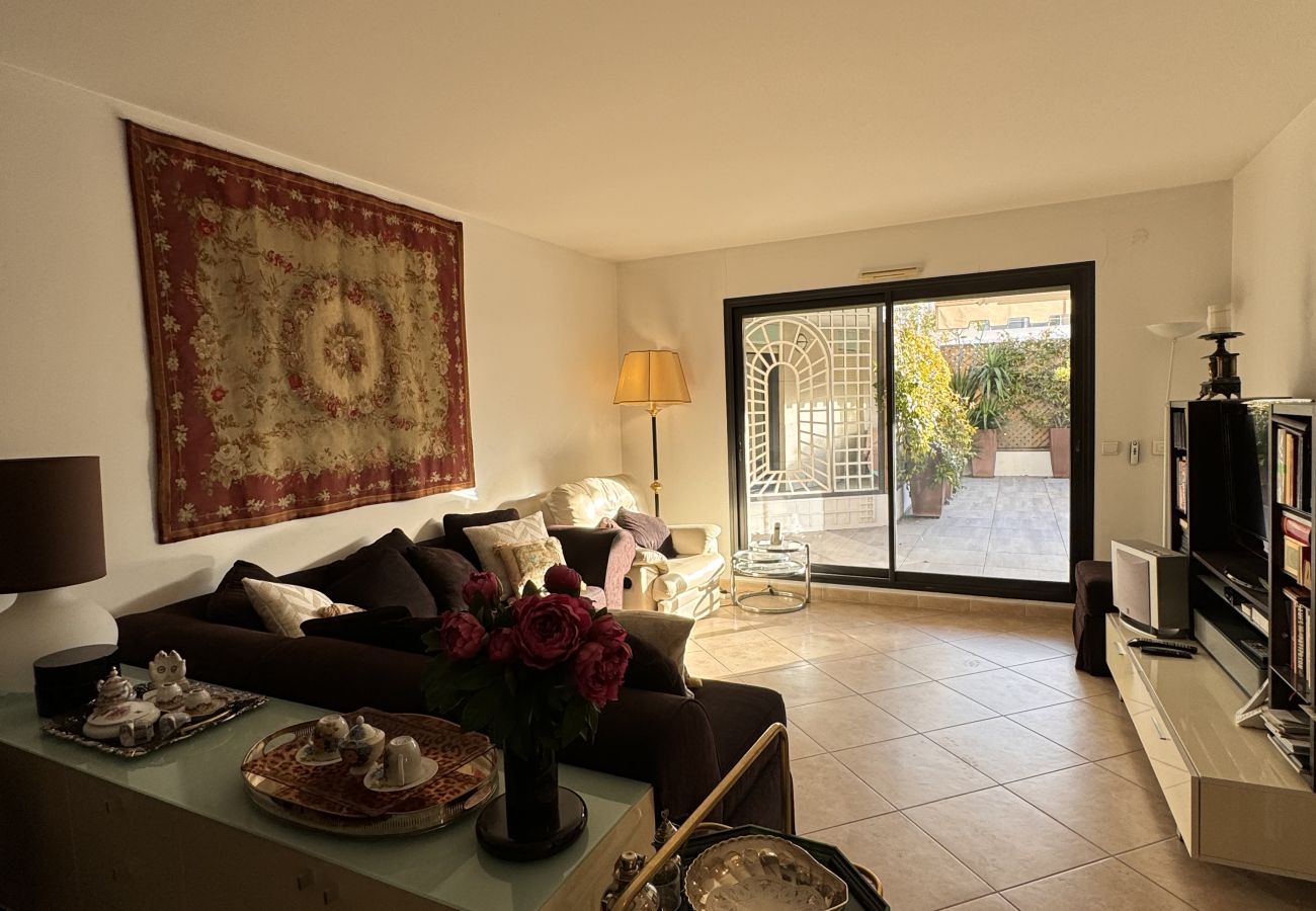 Apartment in Cannes - GIA347 / Superbe appartement proche du centre