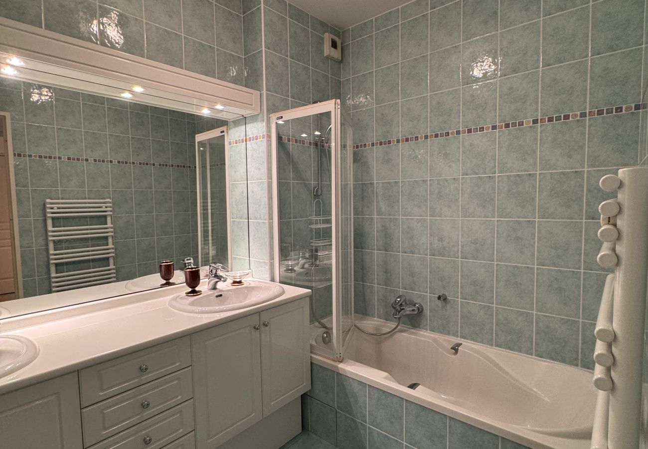 Apartment in Cannes - GIA347 / Superbe appartement proche du centre