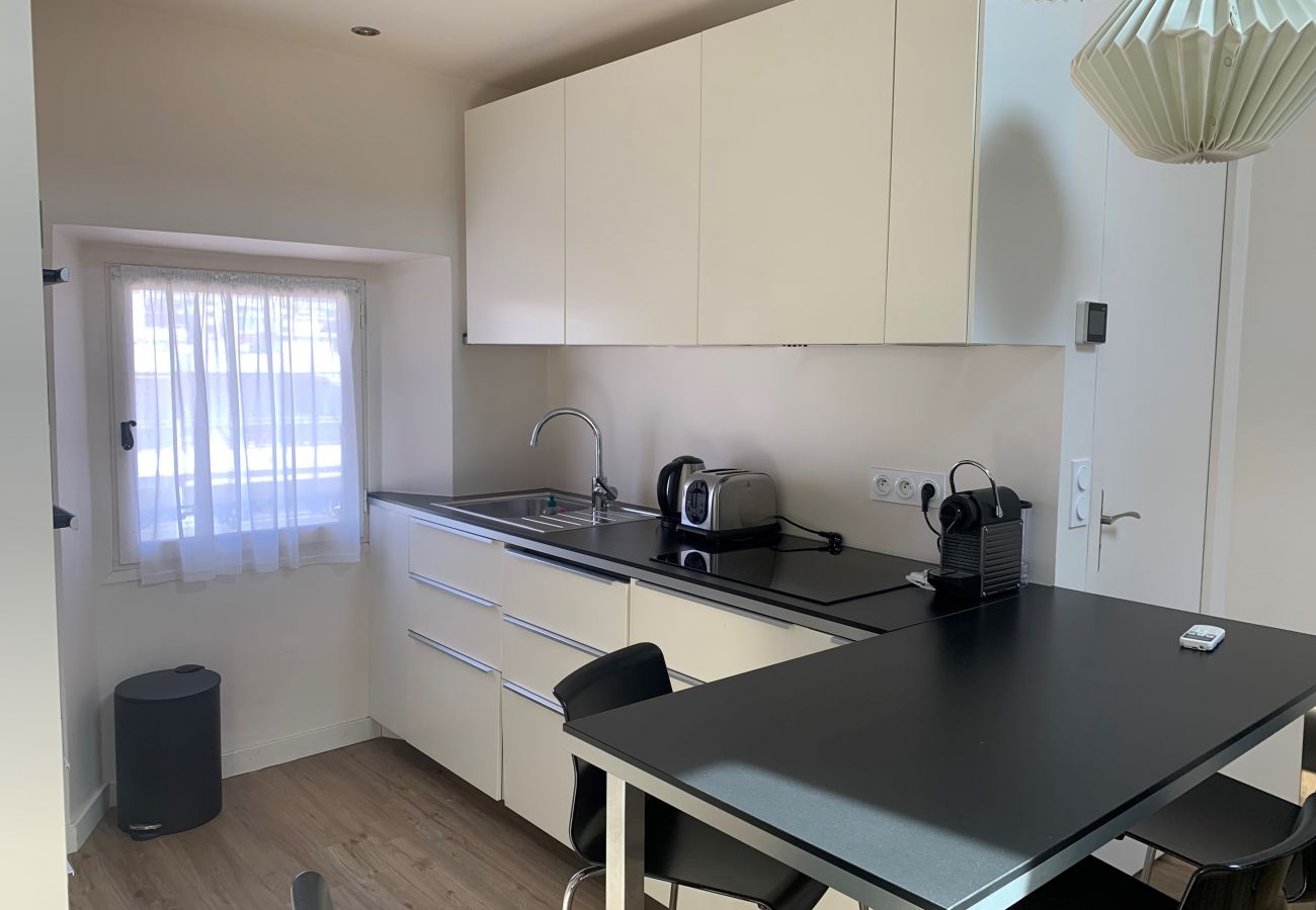 Practical and ideal kitchen 