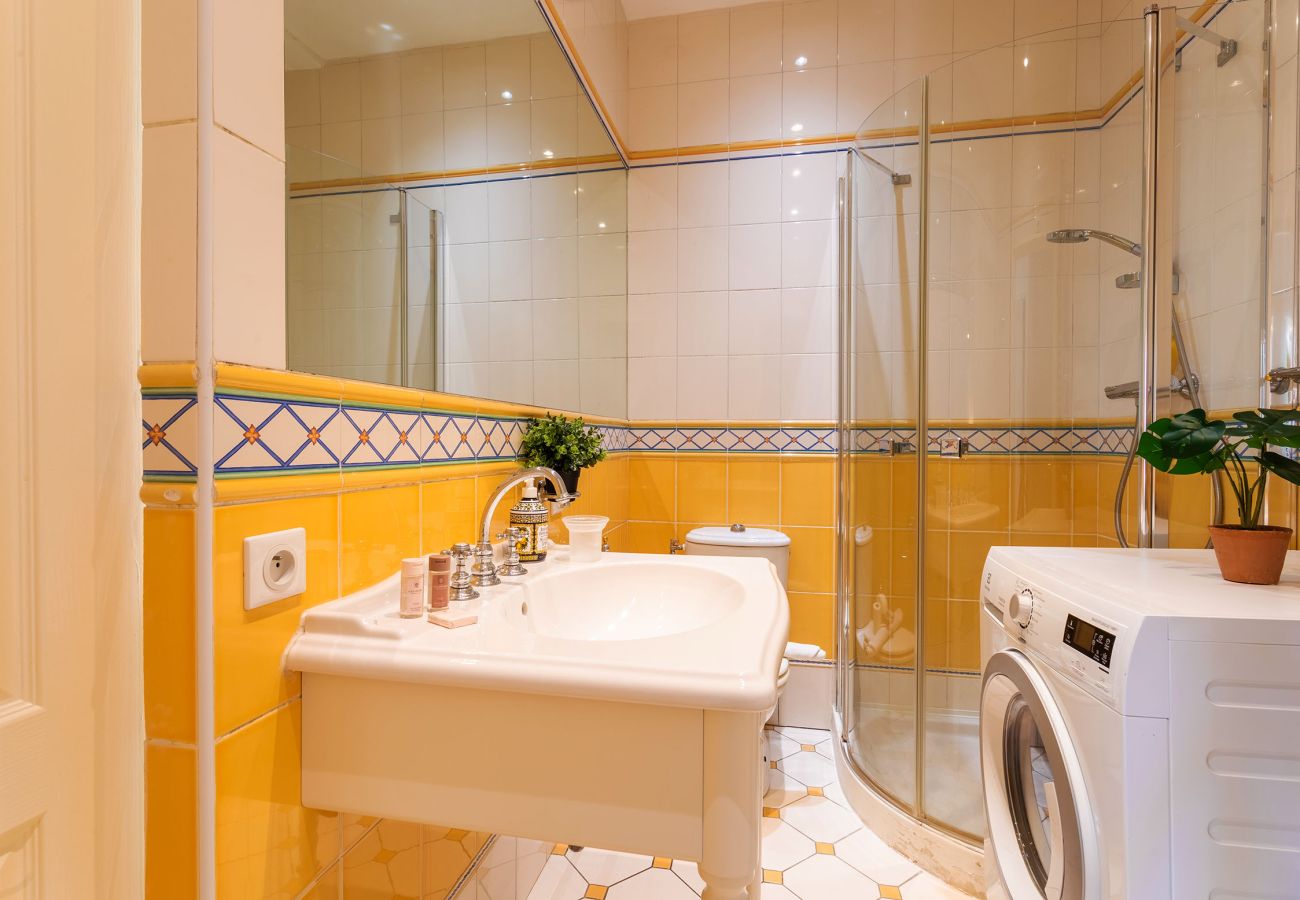 Apartment in Villefranche-sur-Mer - VOLTI ON THE BAY AP4386 By Riviera Holiday Homes