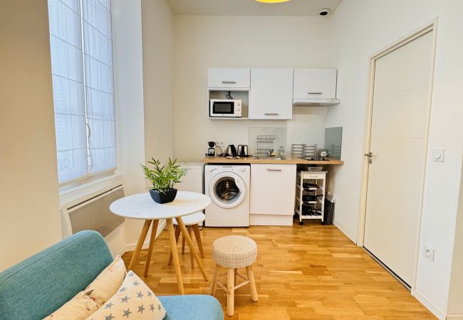 Studio in Cannes - Mimont29  / Pied à terre proche plages