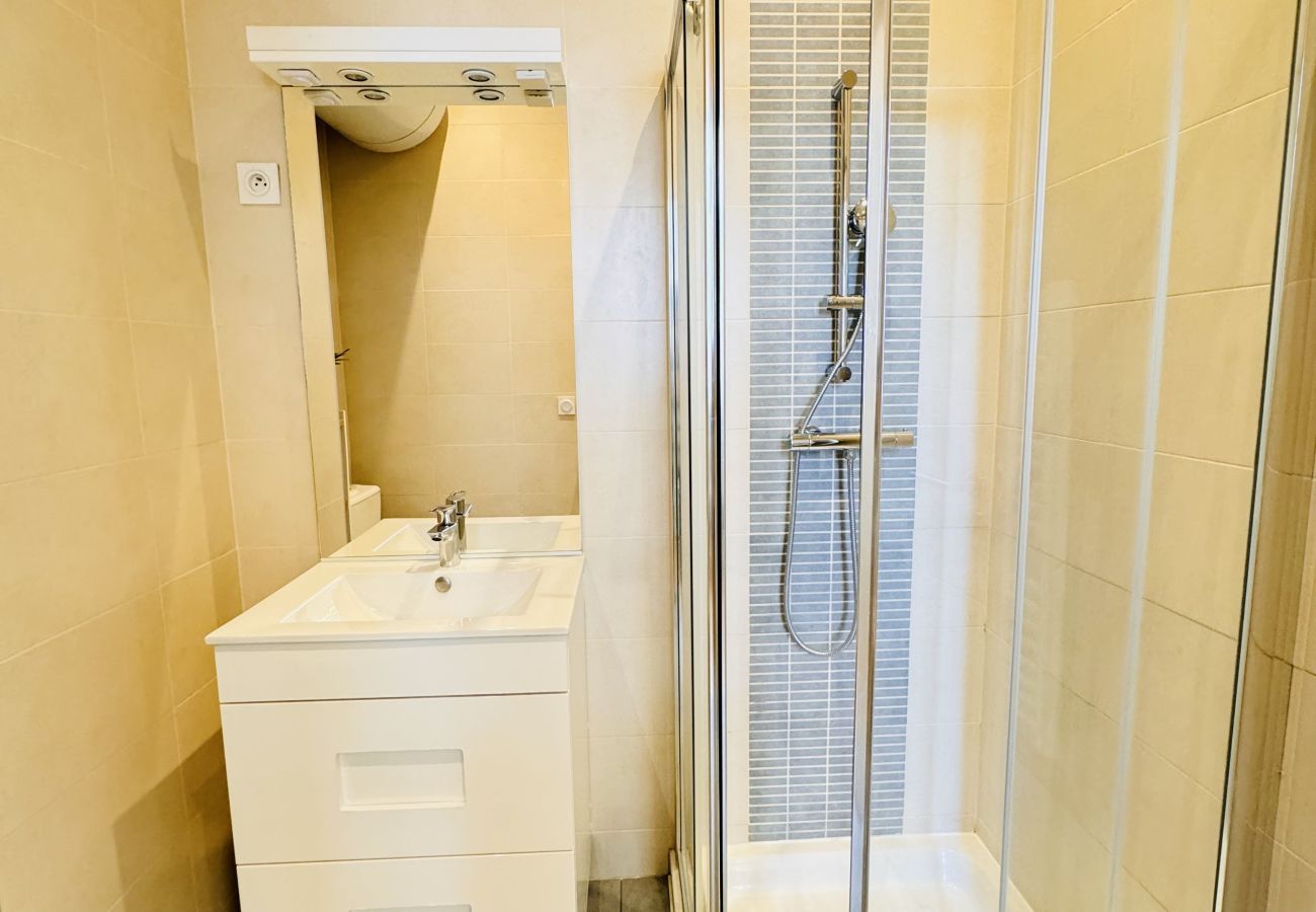 Studio in Cannes - Mimont29  / Pied à terre proche plages