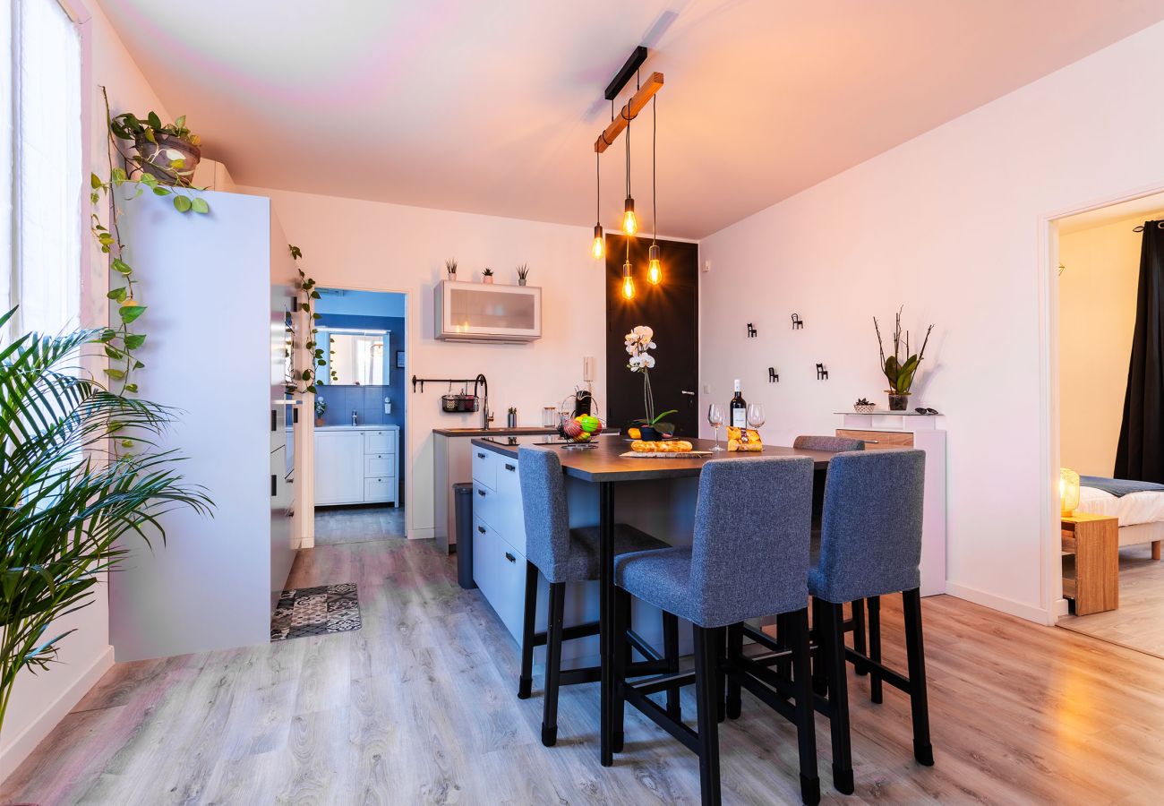 Apartment in Nice - LA RIBOTE AP4387 By Riviera Holiday Homes