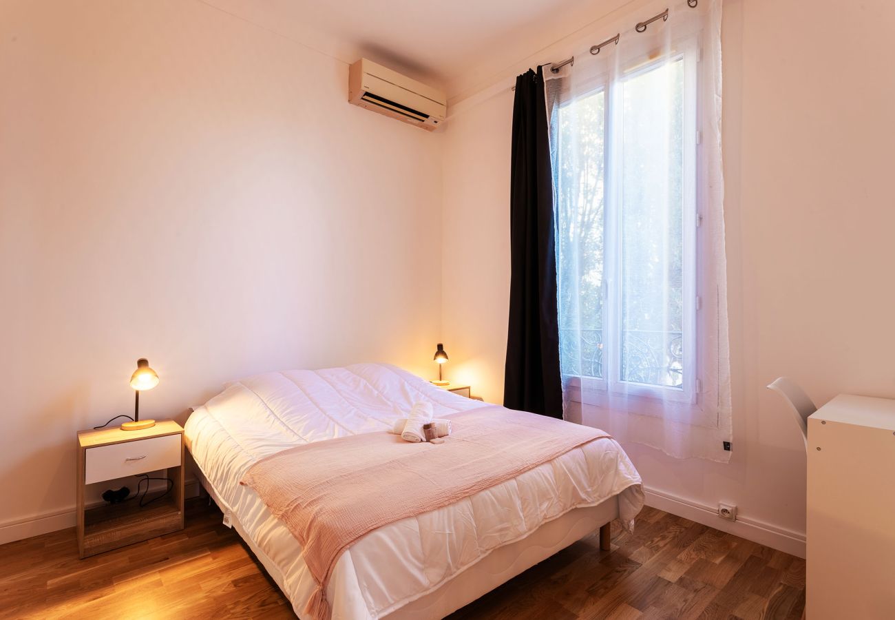 Apartment in Nice - LA RIBOTE AP4387 By Riviera Holiday Homes