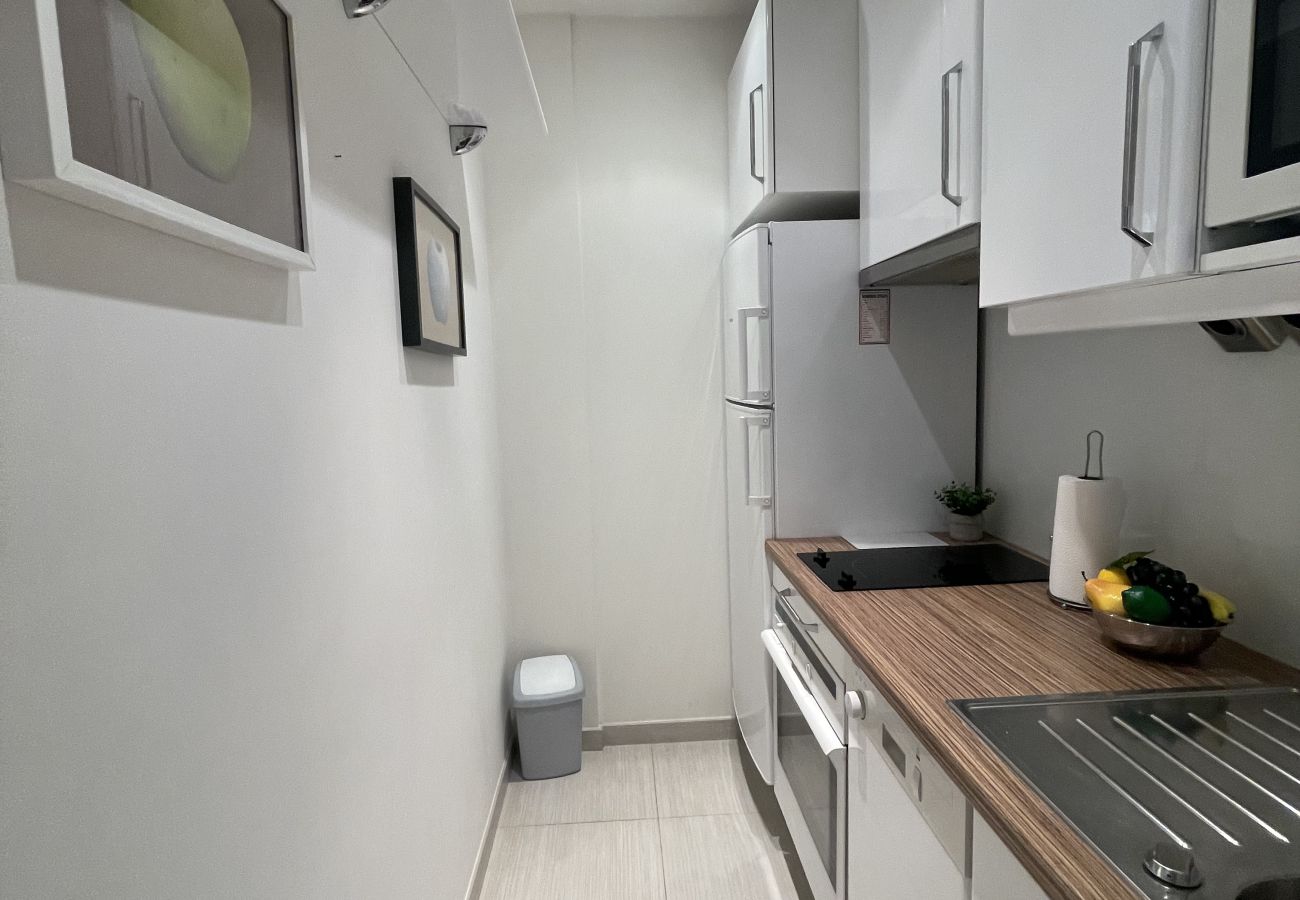 Studio in Cannes - GUN132 / PALAIS MIRAMAR