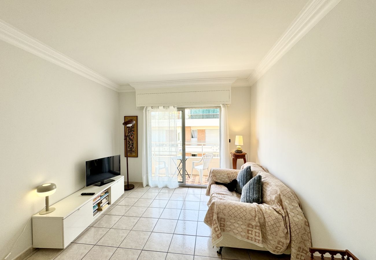 Apartment in Cannes - BROW31 / Palm Beach Hesperides Palace 2 Pièces