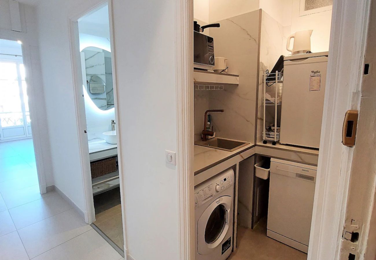 Studio in Cannes - KIRMIR343 / deluxe studio croisette