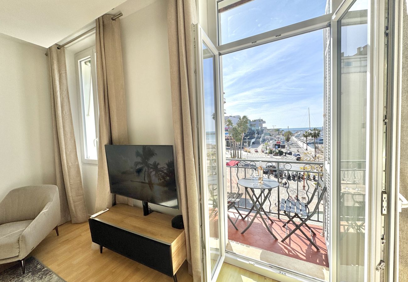 Apartment in Cannes - villa Carmela / charmante suite vue mer