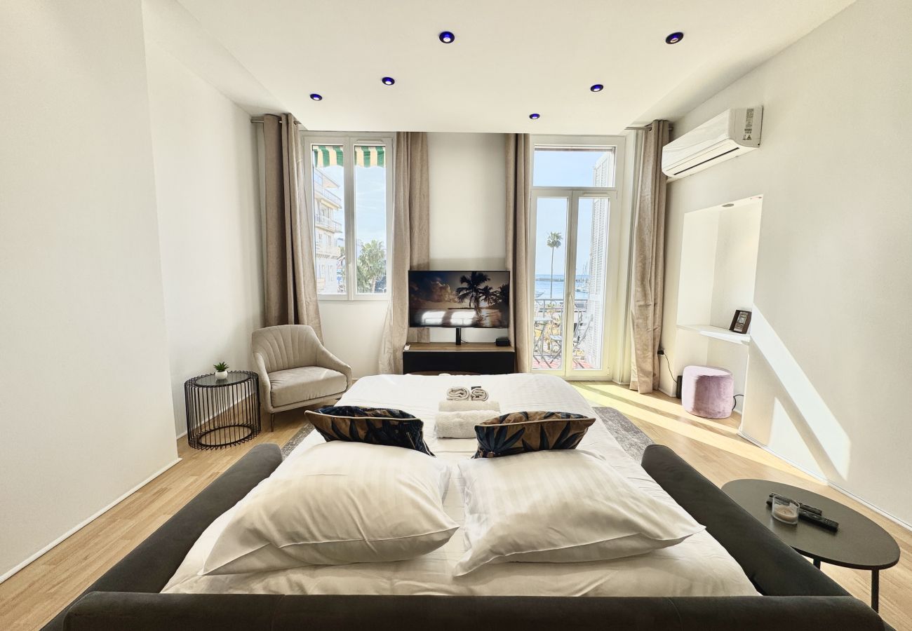 Apartment in Cannes - villa Carmela / charmante suite vue mer