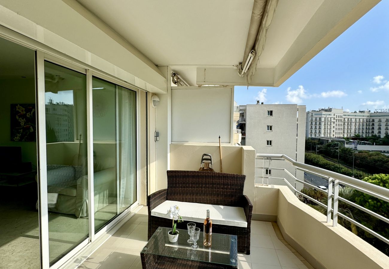 Apartment in Cannes - GOLDEN / 2 pièces proche mer
