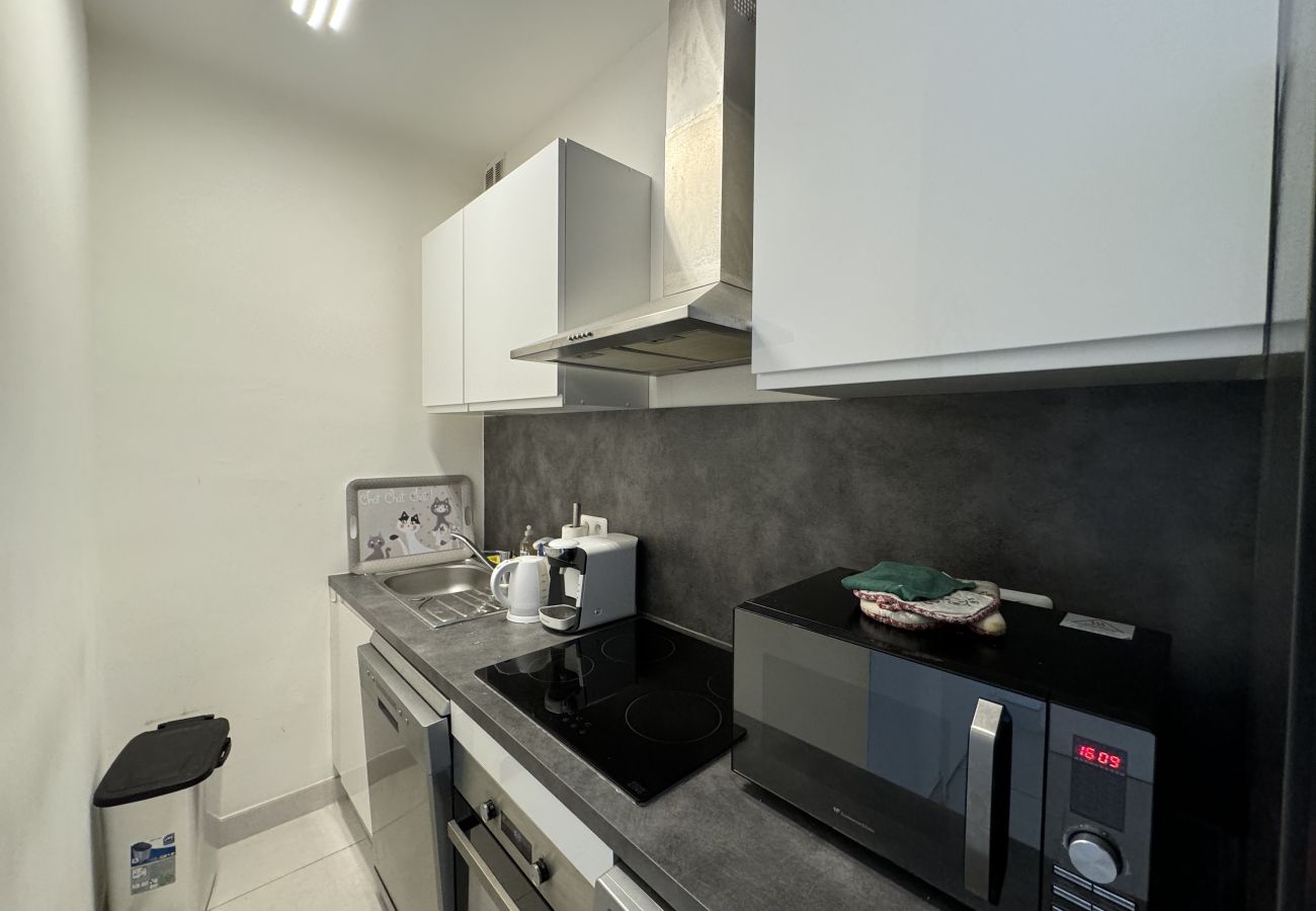 Apartment in Cannes - SIB06400