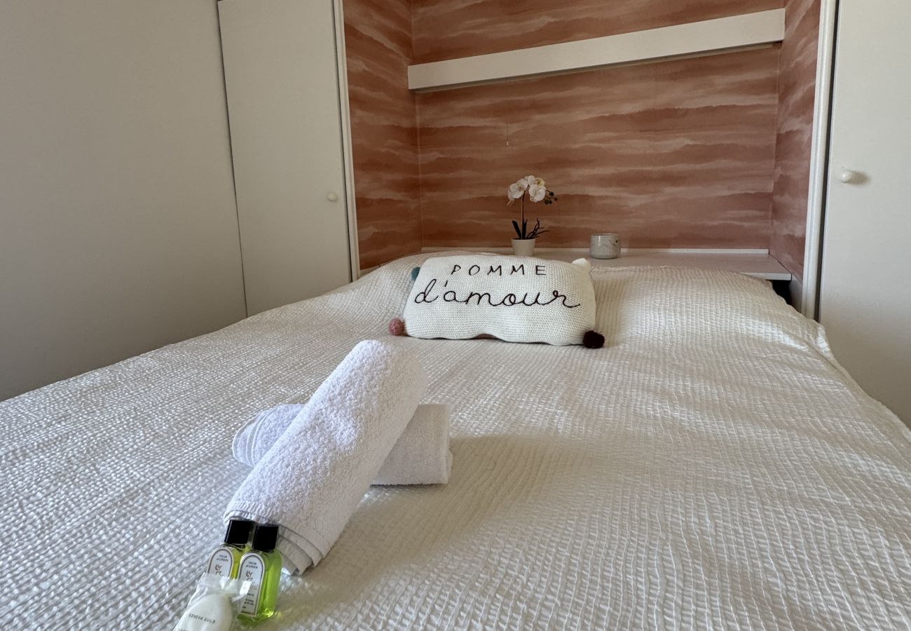 bright and quiet bedroom