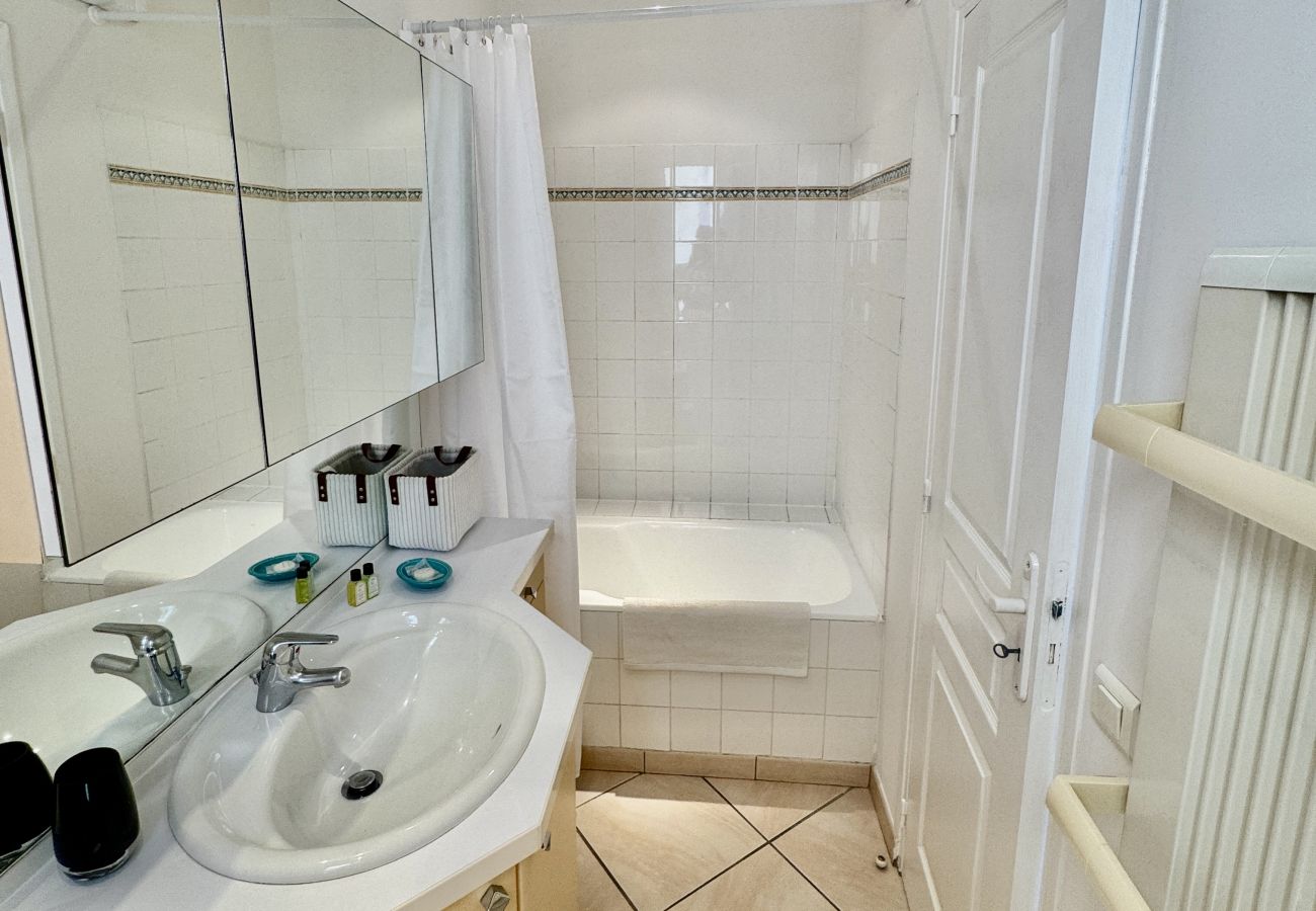 bathroom equipped for optimal comfort