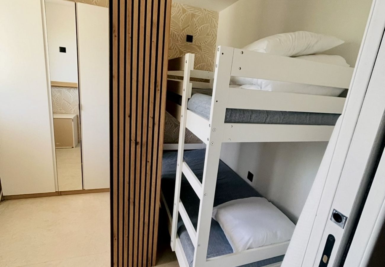 Apartment in Cannes - 2 pièces terrasse proche mer / Les Mouettes