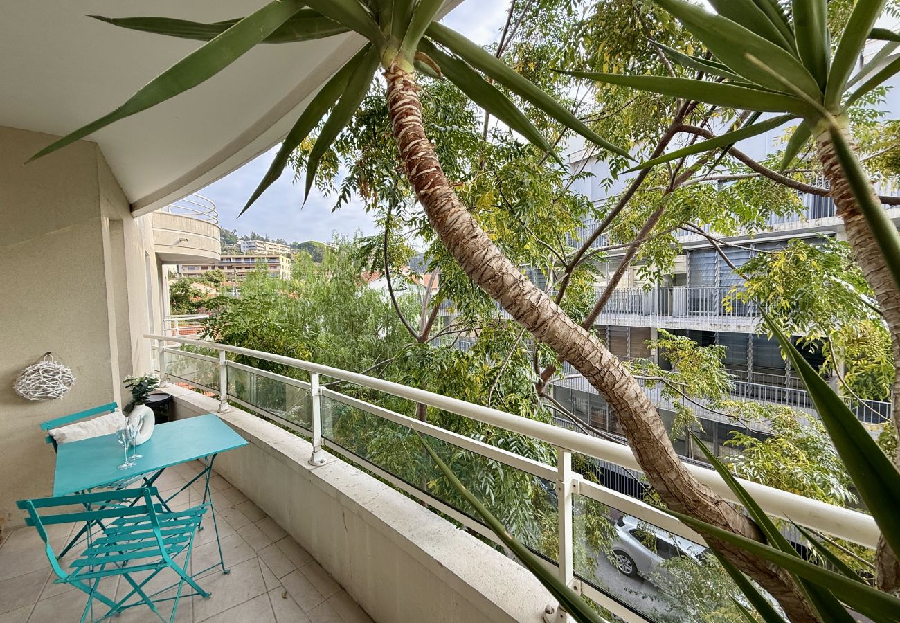 Apartment in Cannes-la-Bocca - DAPHNE