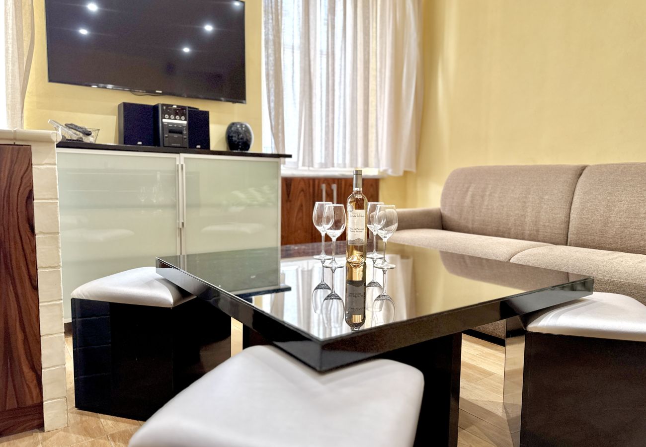 Apartment in Cannes - MEY41 / Meynadier