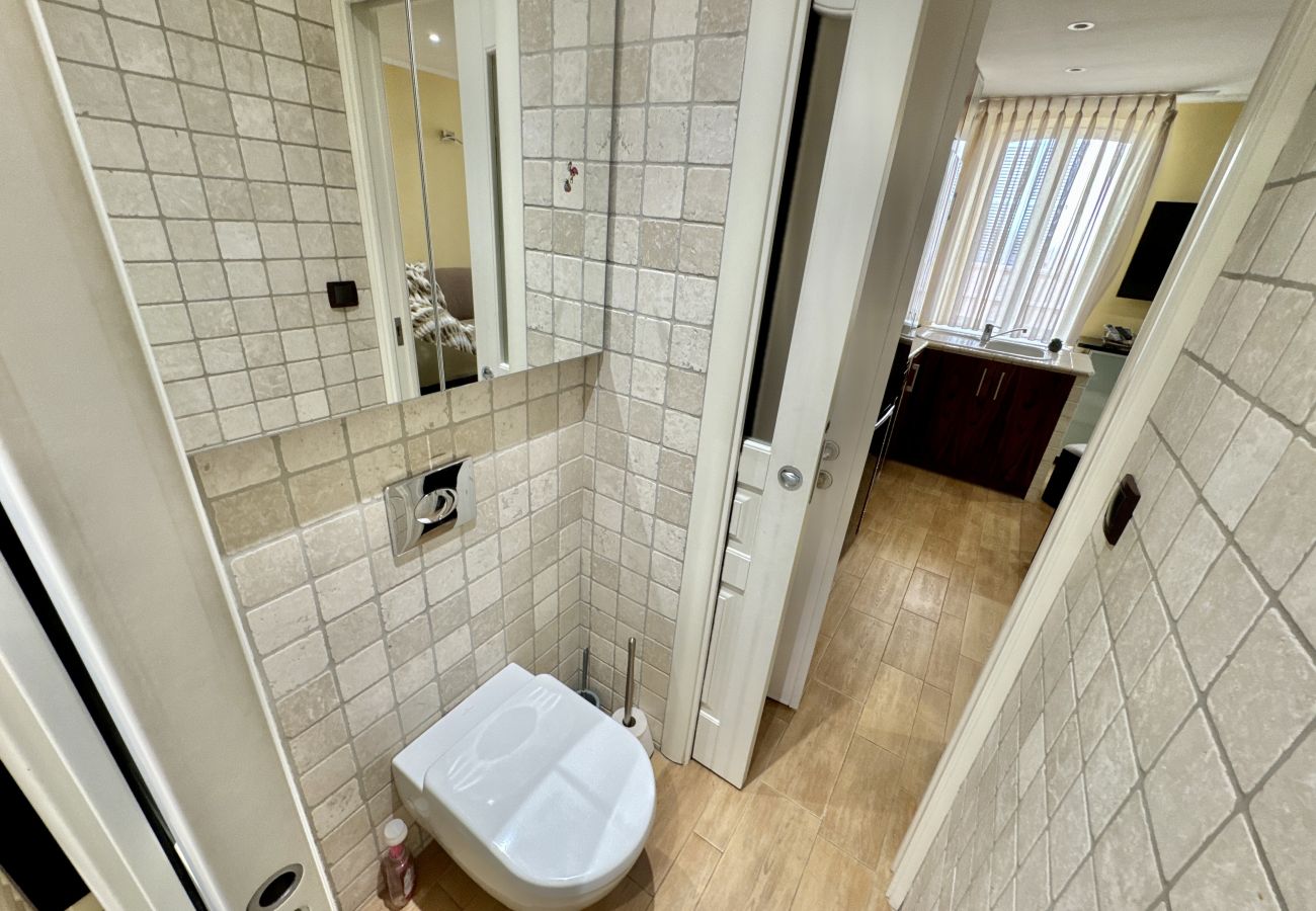 Apartment in Cannes - MEY41 / Meynadier