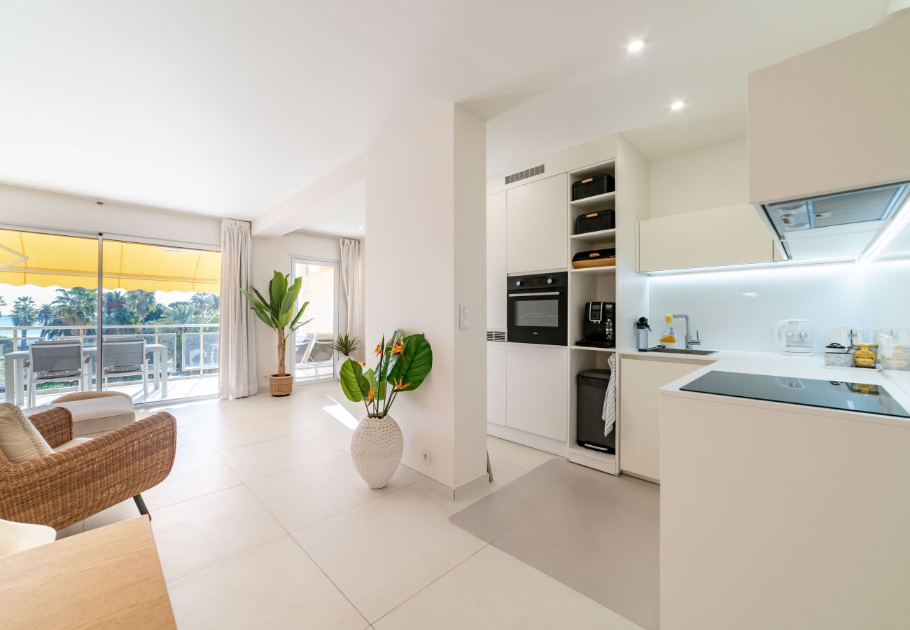 Apartment in Cannes - Kem15 vue mer et accès mer