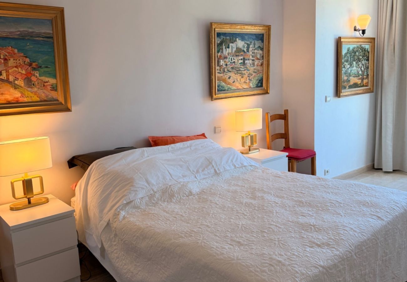 Apartment in Cannes - BELLE PLAGE 3, vue  mer