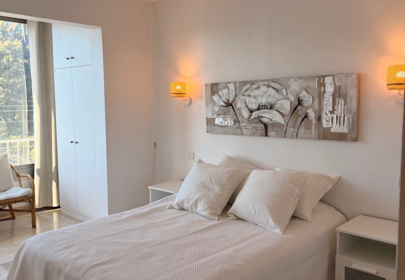 Apartment in Cannes - BELLE PLAGE 3, vue  mer