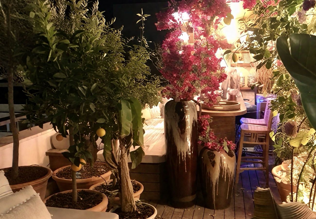 Apartment in Cannes - Gray d'Albion Penthouse, rooftop 30m2 & Jacuzzi