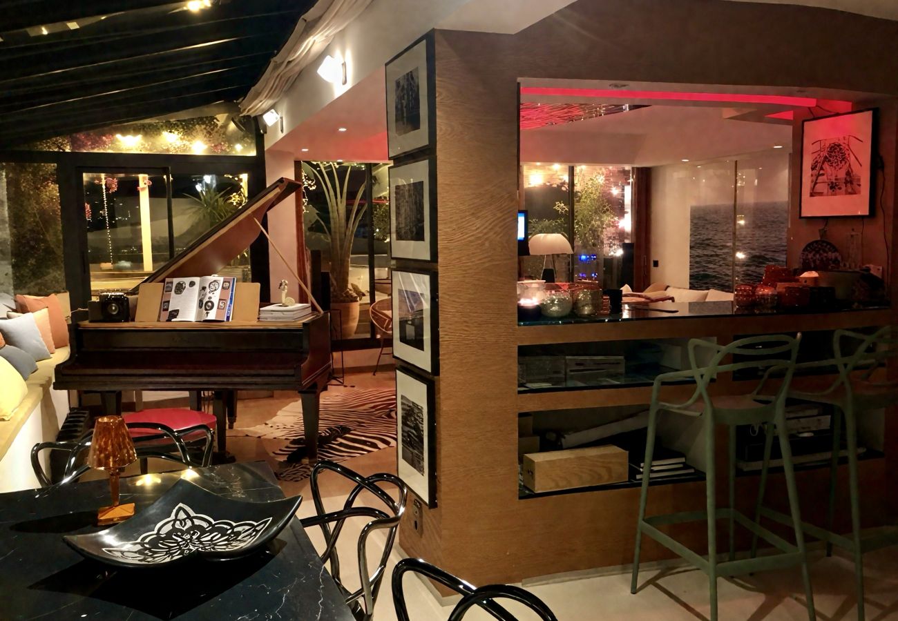 Apartment in Cannes - Gray d'Albion Penthouse, rooftop 30m2 & Jacuzzi