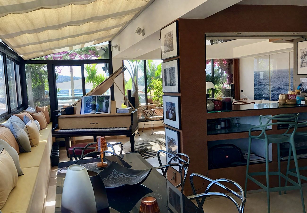 Apartment in Cannes - Gray d'Albion Penthouse, rooftop 30m2 & Jacuzzi