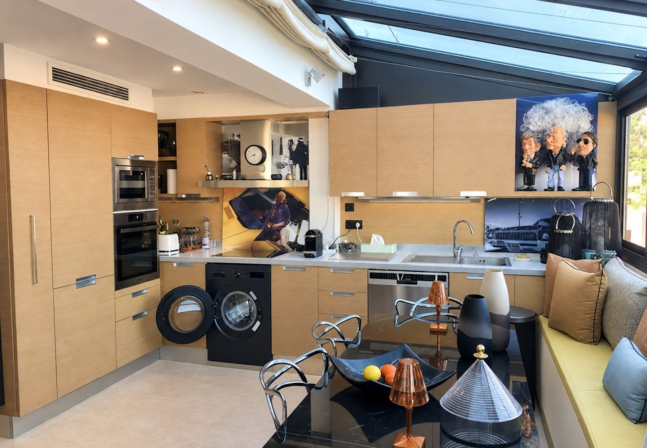 Apartment in Cannes - Gray d'Albion Penthouse, rooftop 30m2 & Jacuzzi
