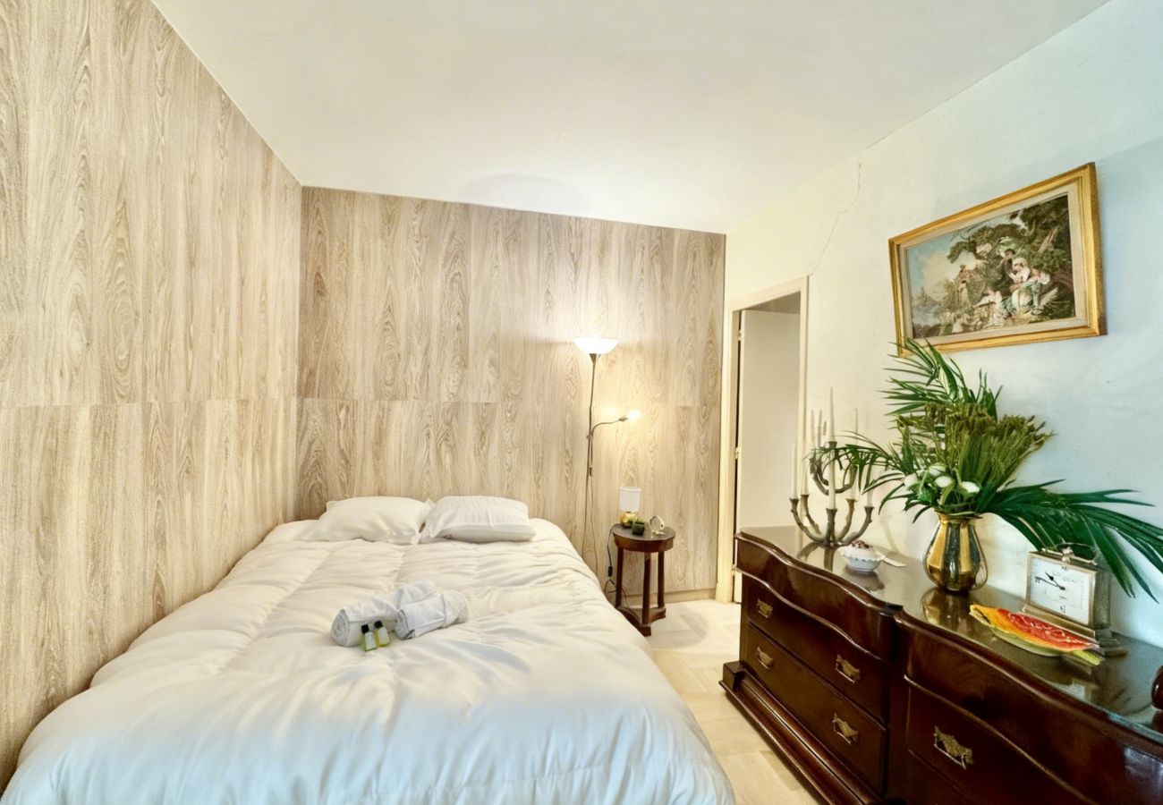 Studio in Cannes - Gray d'albion studio D vue mer de côté