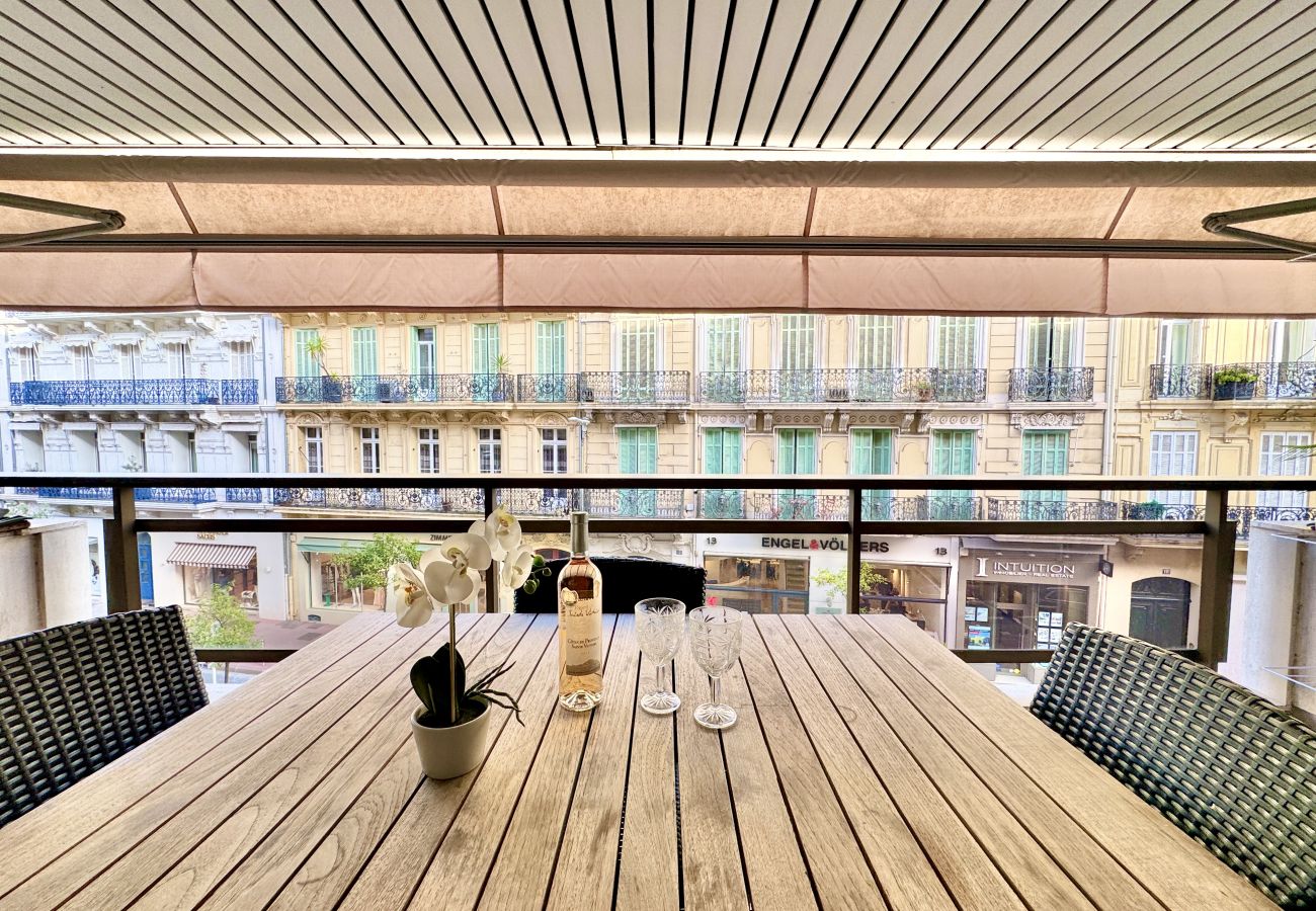 Studio in Cannes - Gray d'albion studio D vue mer de côté