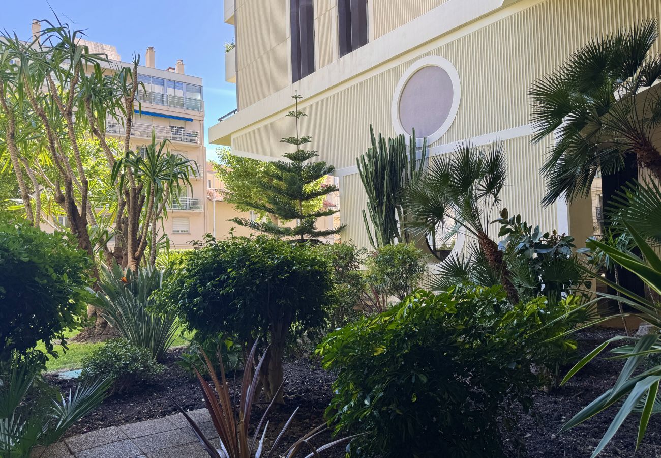Apartment in Cannes - sk BLEU AZUR, vue mer
