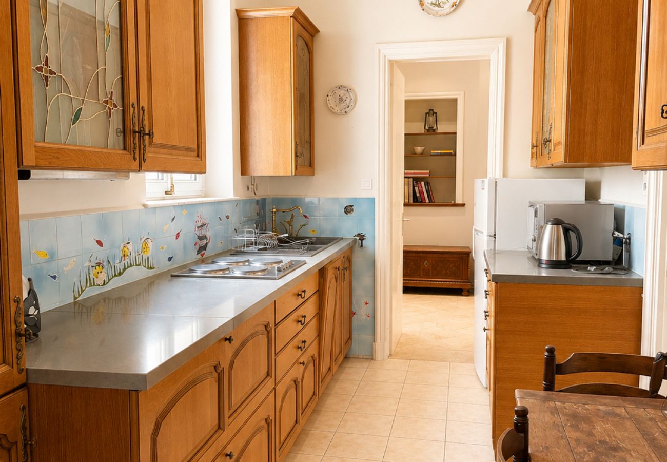 Apartment in Cannes - Le Castel – Cannes Centre, proche Palais & plage