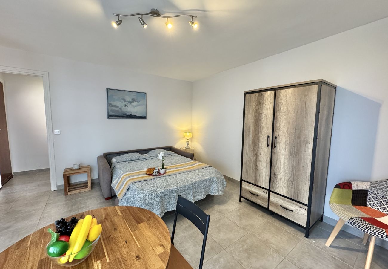 Apartment in Cannes - CAP BEACH